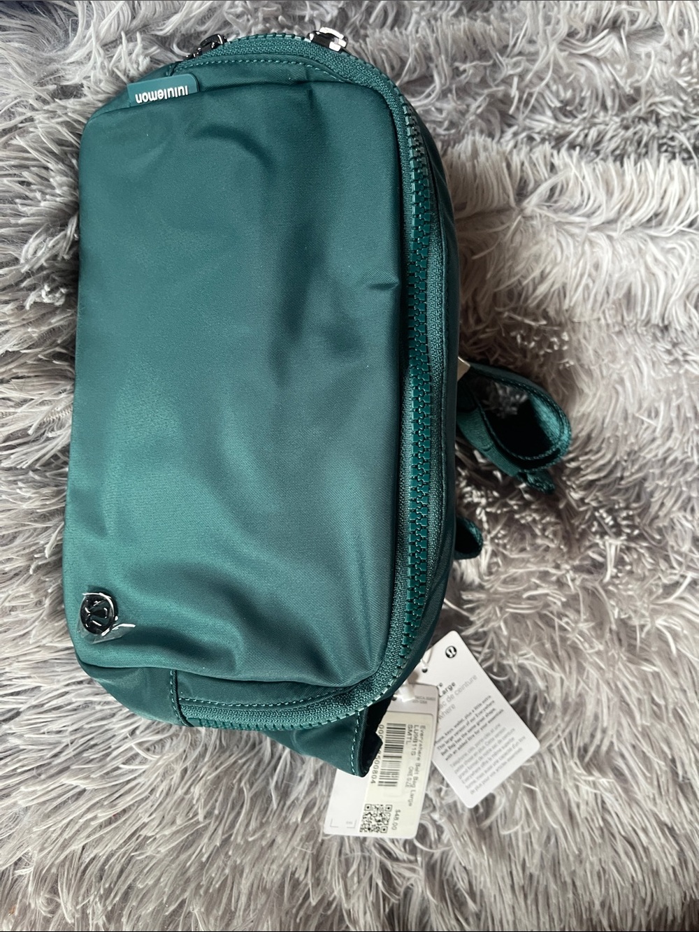 lululemon athletica Emerald Green Crossbody Bag - Compact Organizer